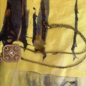 Long pendant necklace